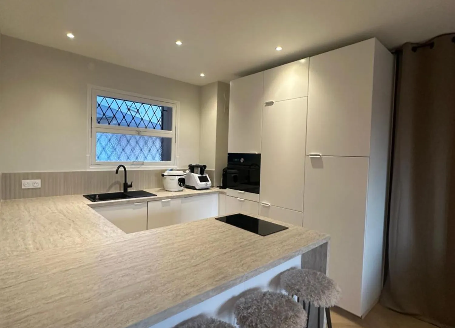 Appartement Spacieux Et Moderne T2 Pres Du Centre Cannes Frankrijk